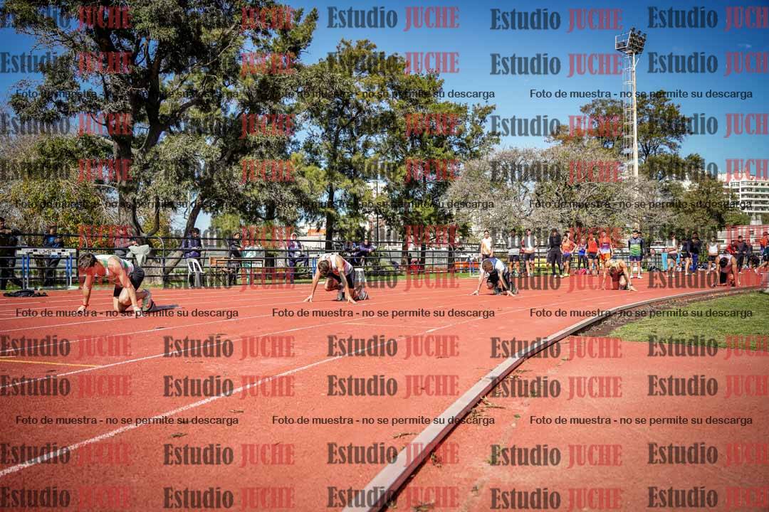 Fotos de los 200 m llanos de varones