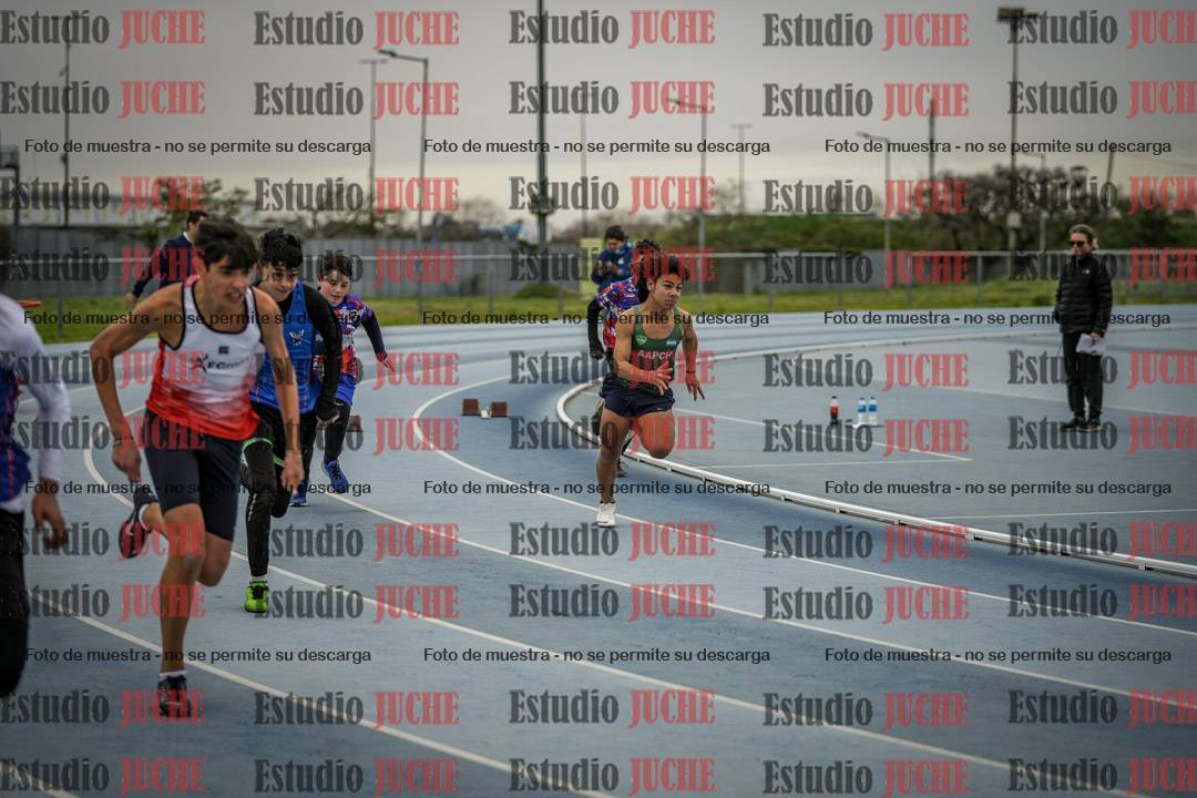 Fotos de los 150 m llanos de varones - U14