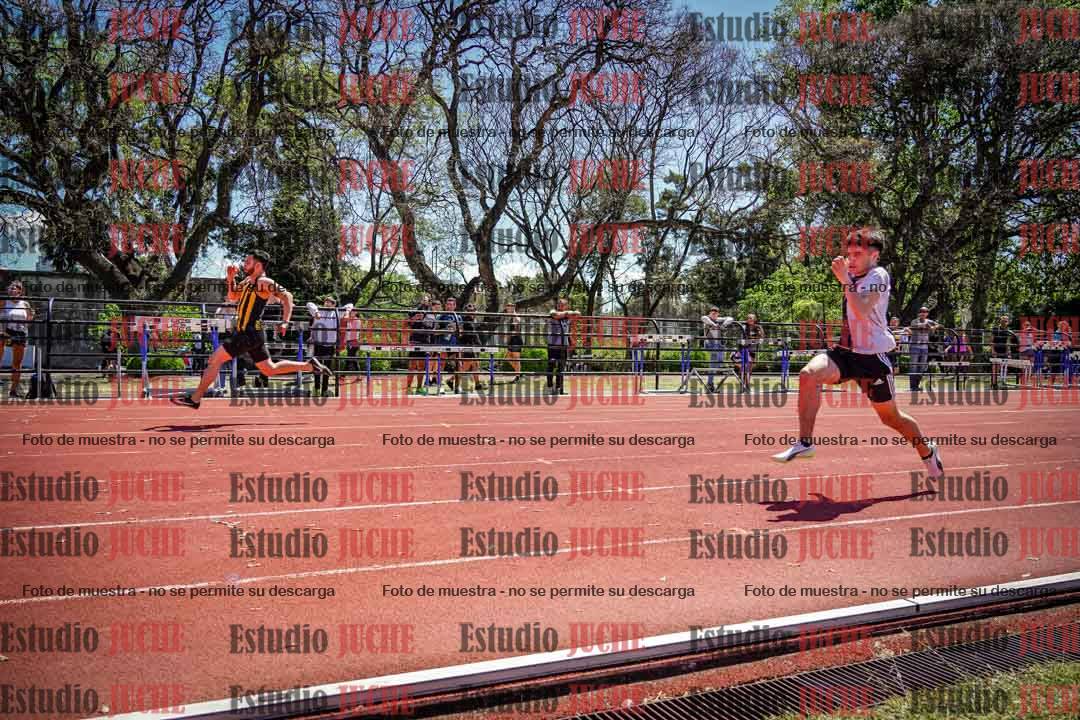 Fotos de los 100 m llanos de varones