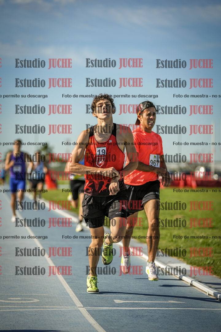 Fotos de los 1500 m llanos de varones
