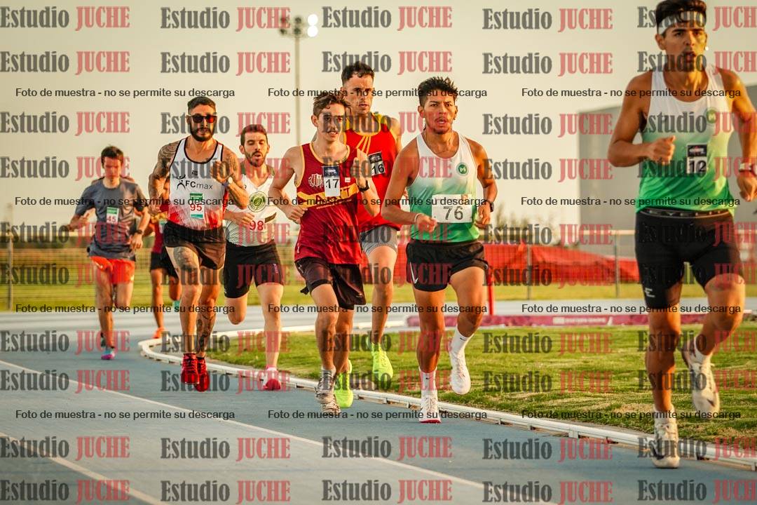 Fotos de los 3000 m llanos de varones