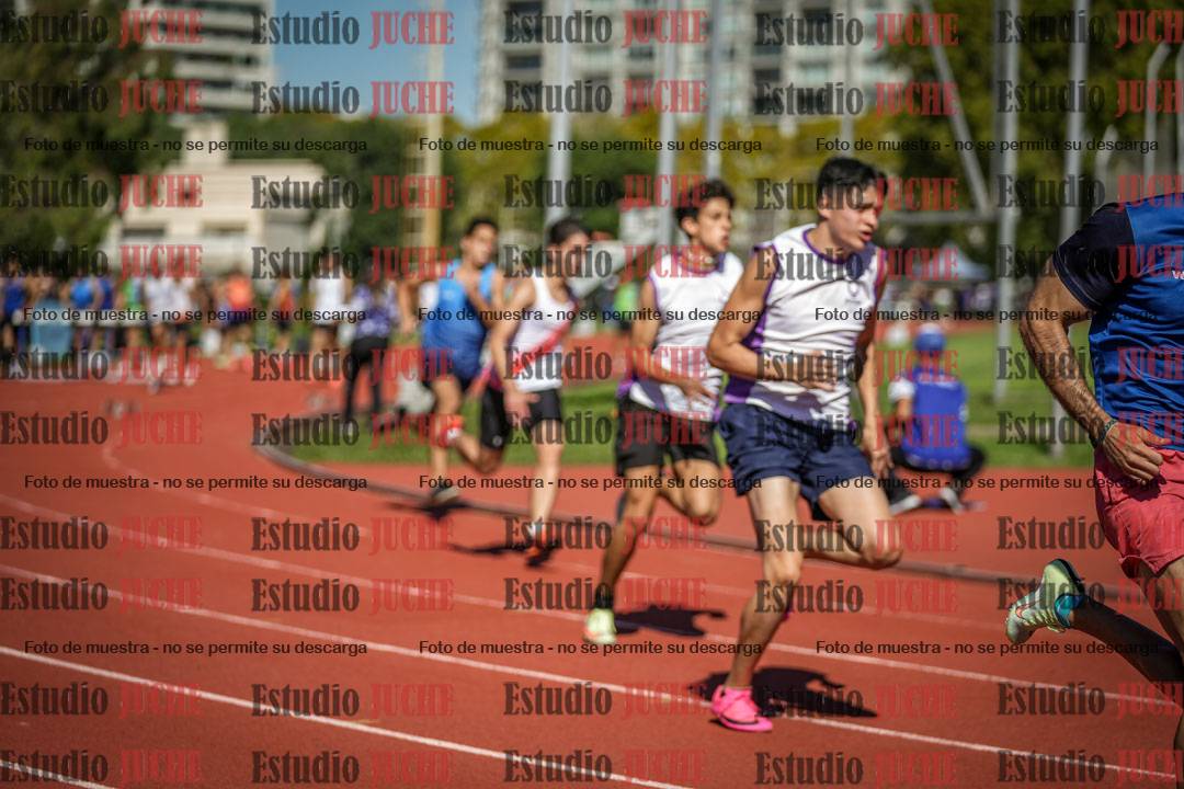 Fotos de los 200 m llanos de varones