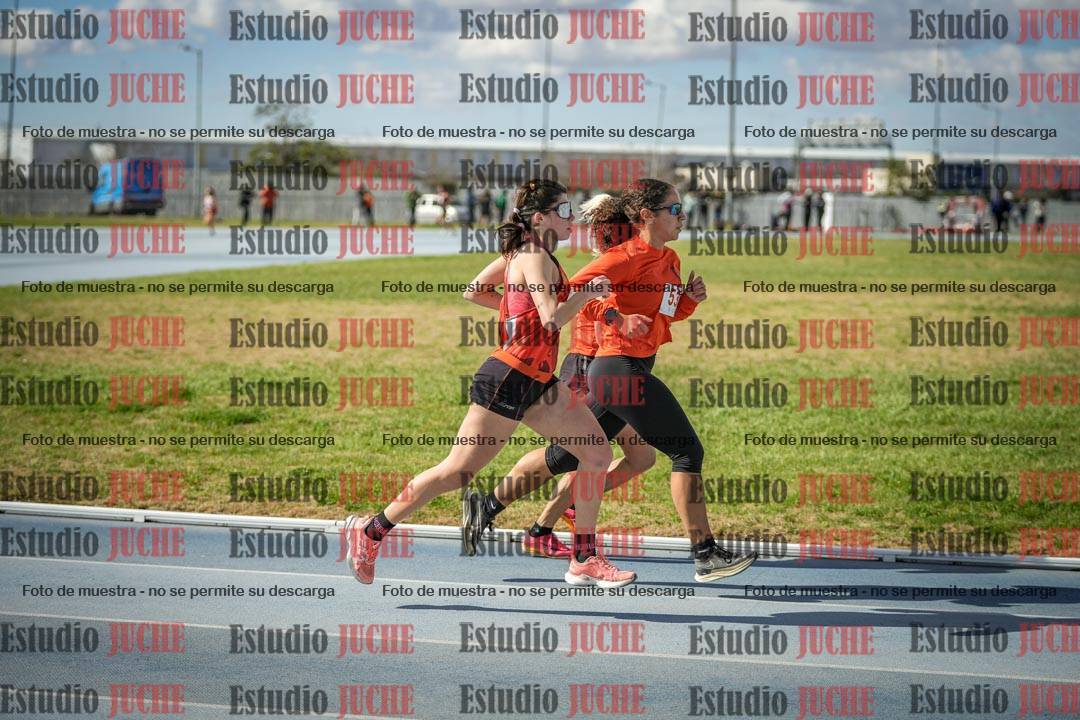 Fotos de los 5000 m llanos de mujeres