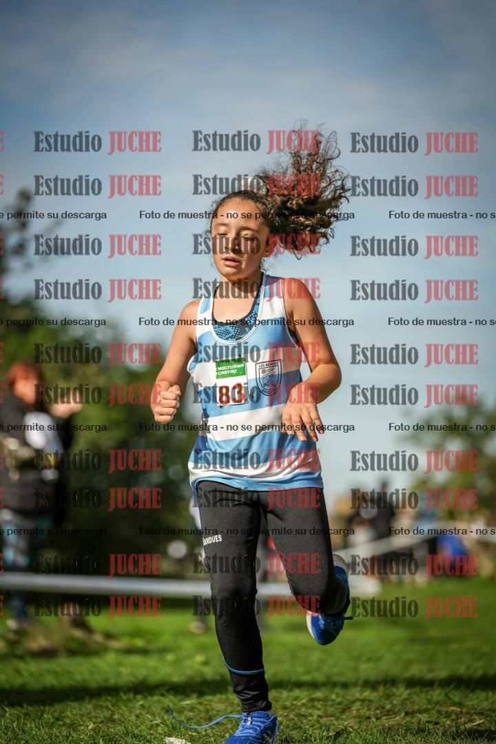 Fotos de la llegada del cross de 1000 m