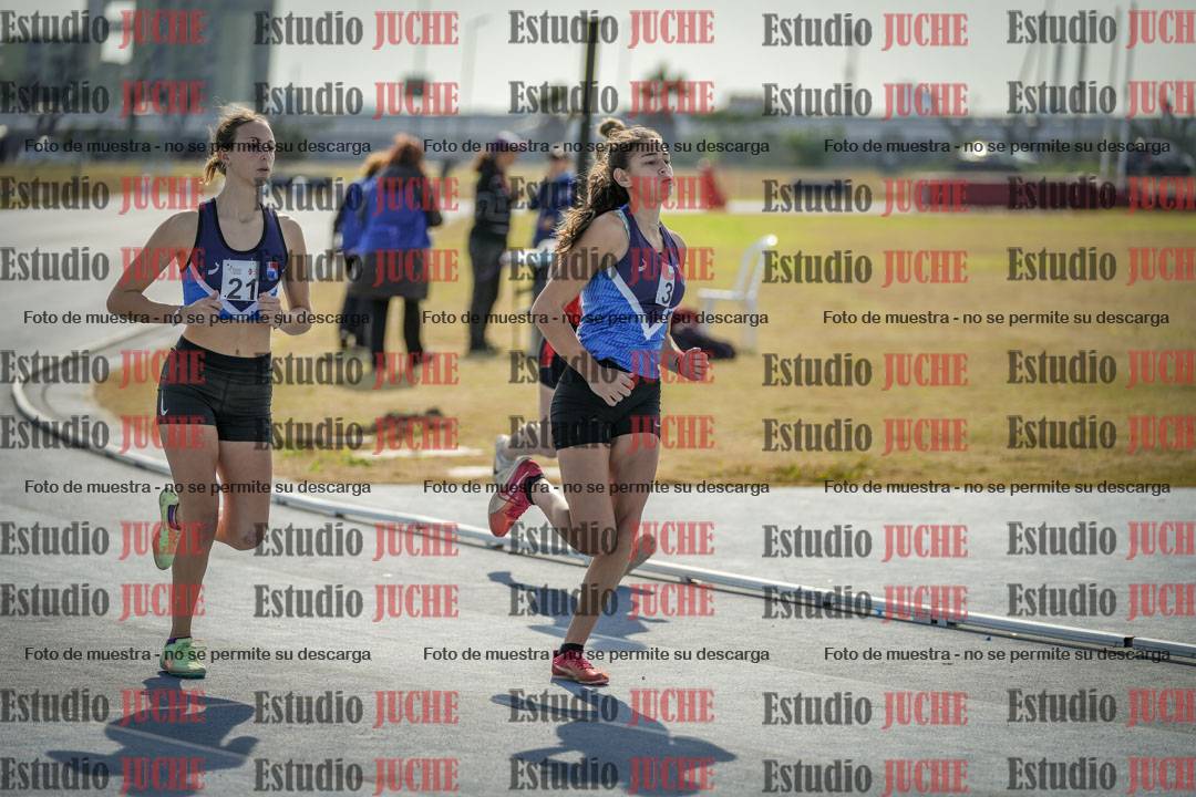 Fotos de los 800 m llanos de mujeres - combinadas 7