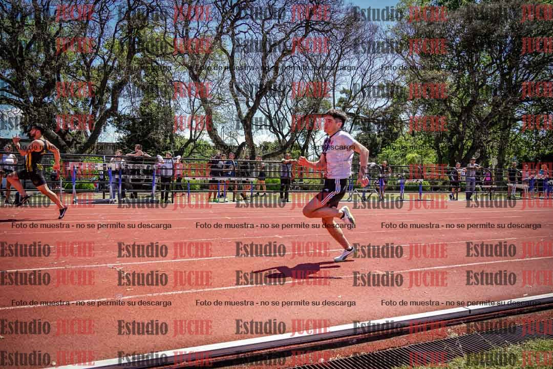 Fotos de los 100 m llanos de varones