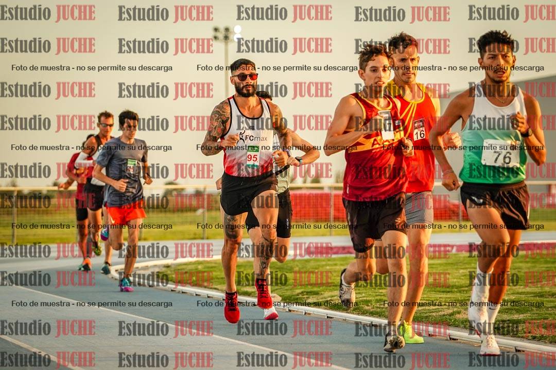 Fotos de los 3000 m llanos de varones