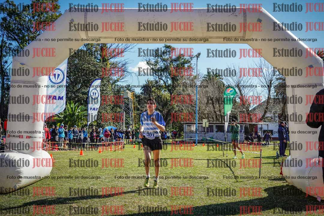 Fotos de la llegada del cross de 1500 m