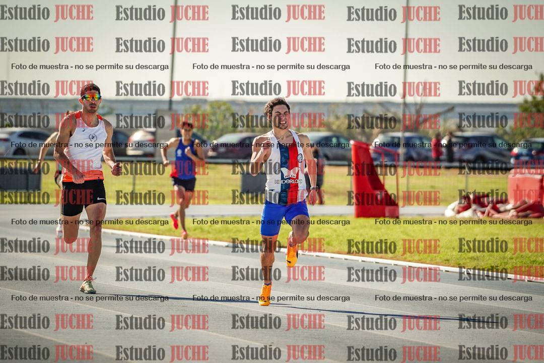 Fotos de los 400 m llanos de varones