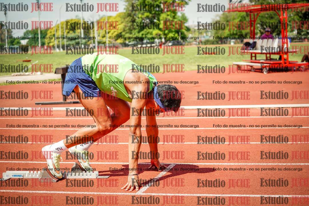 Fotos de los 400 m llanos de varones