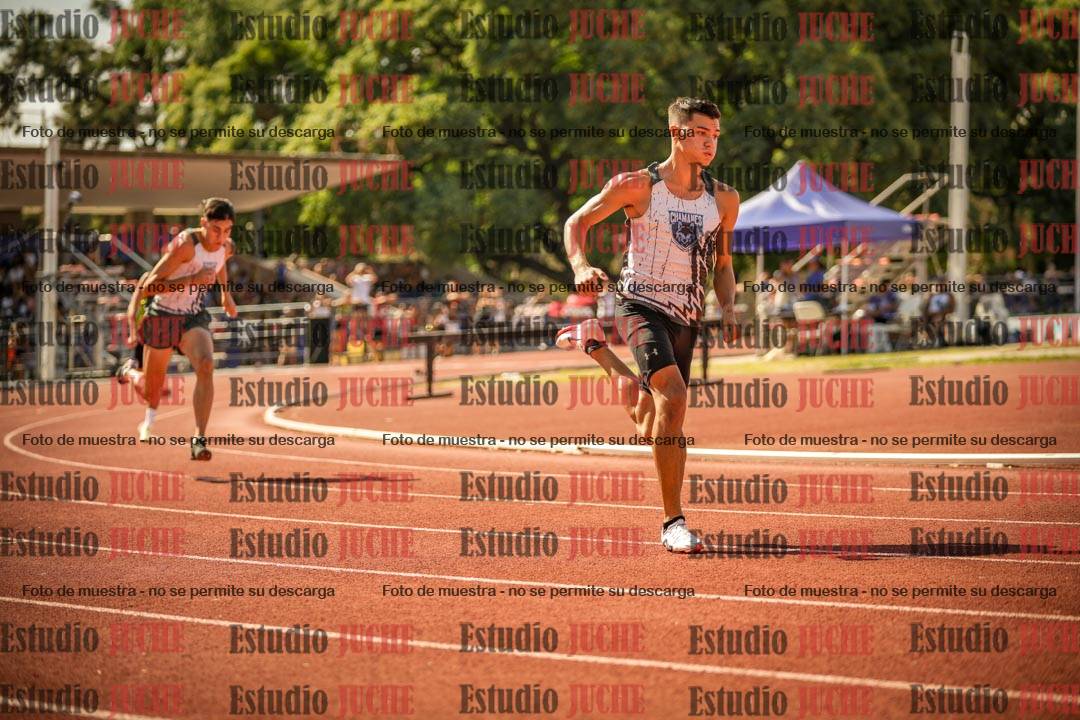 Fotos de los 400 m llanos de varones