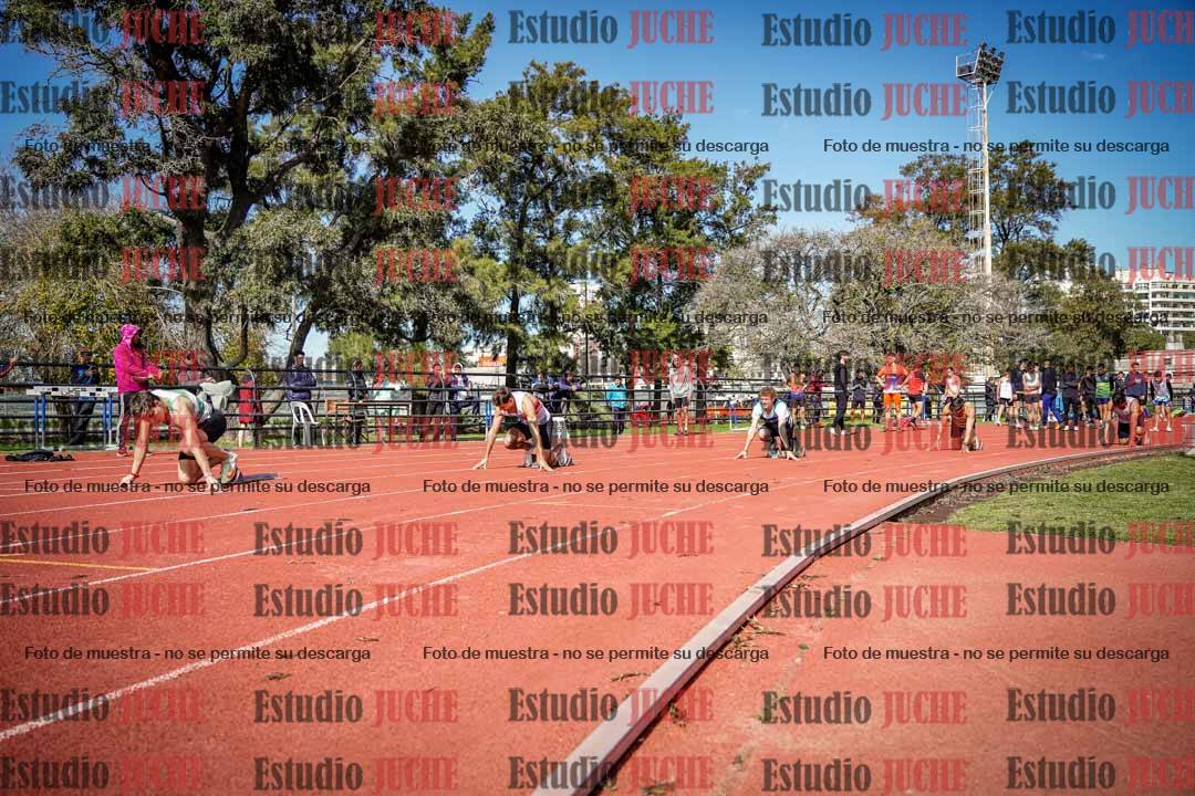 Fotos de los 200 m llanos de varones