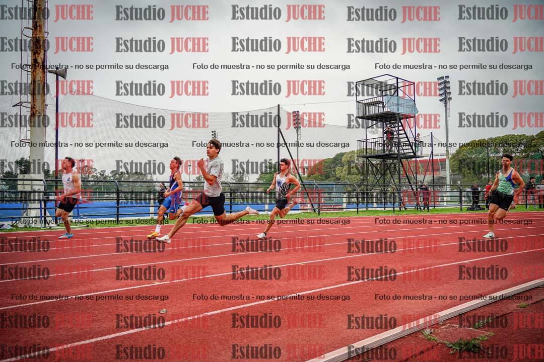 Fotos de los 200 m llanos de varones