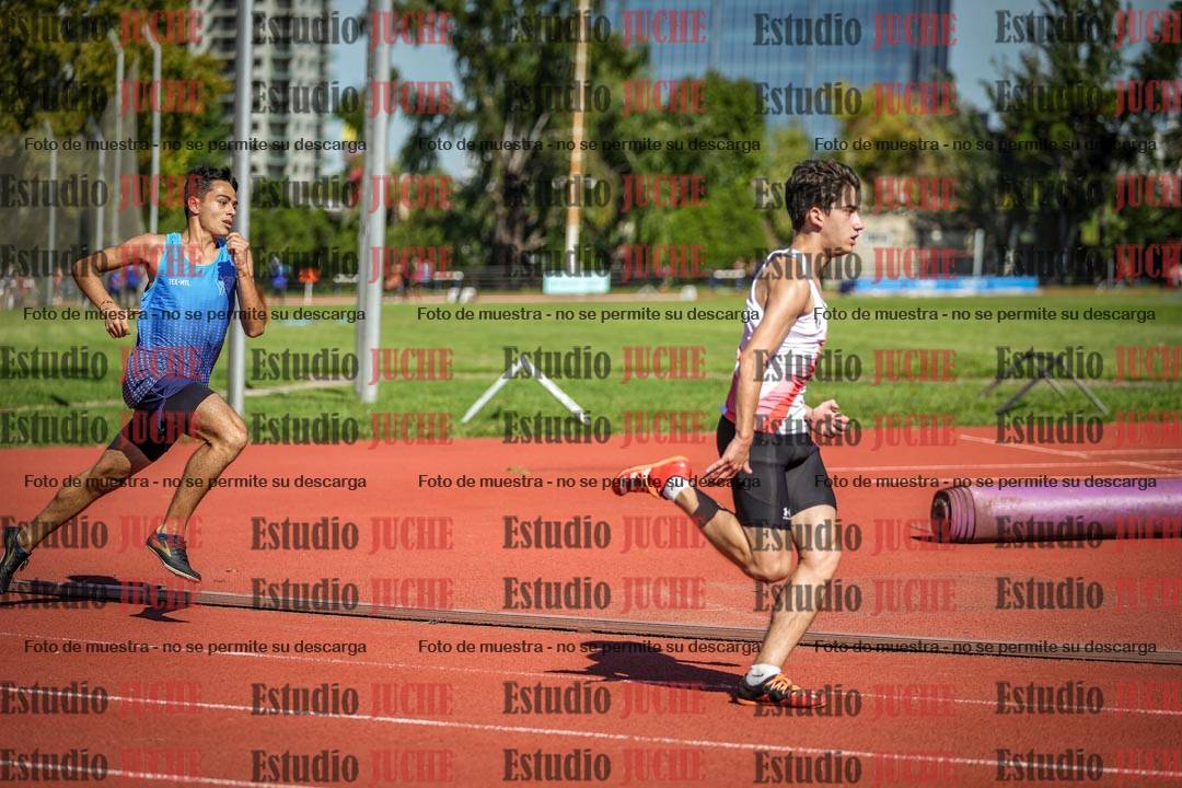 Fotos de los 200 m llanos de varones