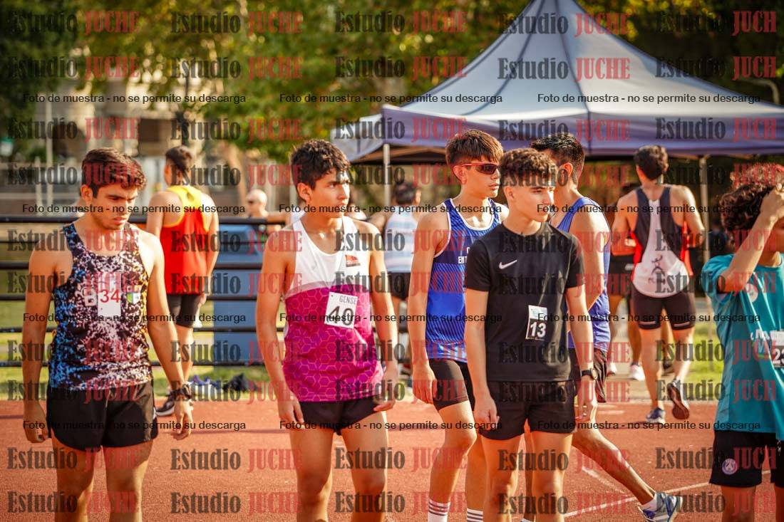 Fotos de los 1500 m llanos de varones