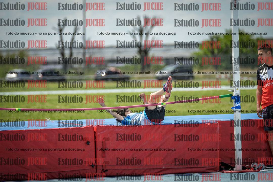 Fotos del salto en alto de varones - U12