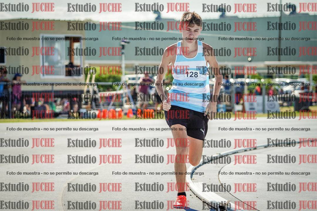 Fotos de los 600 m llanos de varones