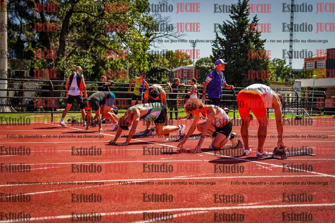 Fotos de los 100 m llanos de varones