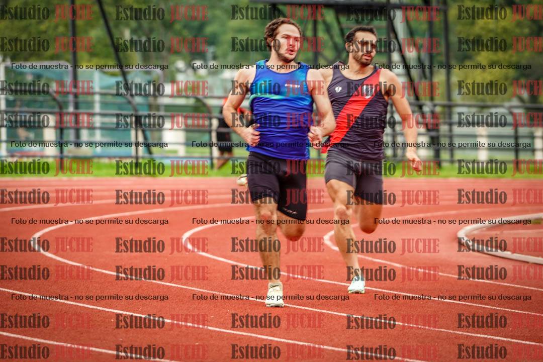 Fotos de los 400 m llanos de varones