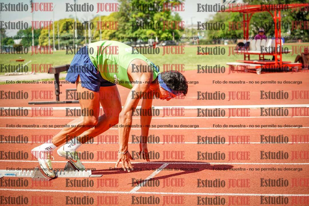 Fotos de los 400 m llanos de varones