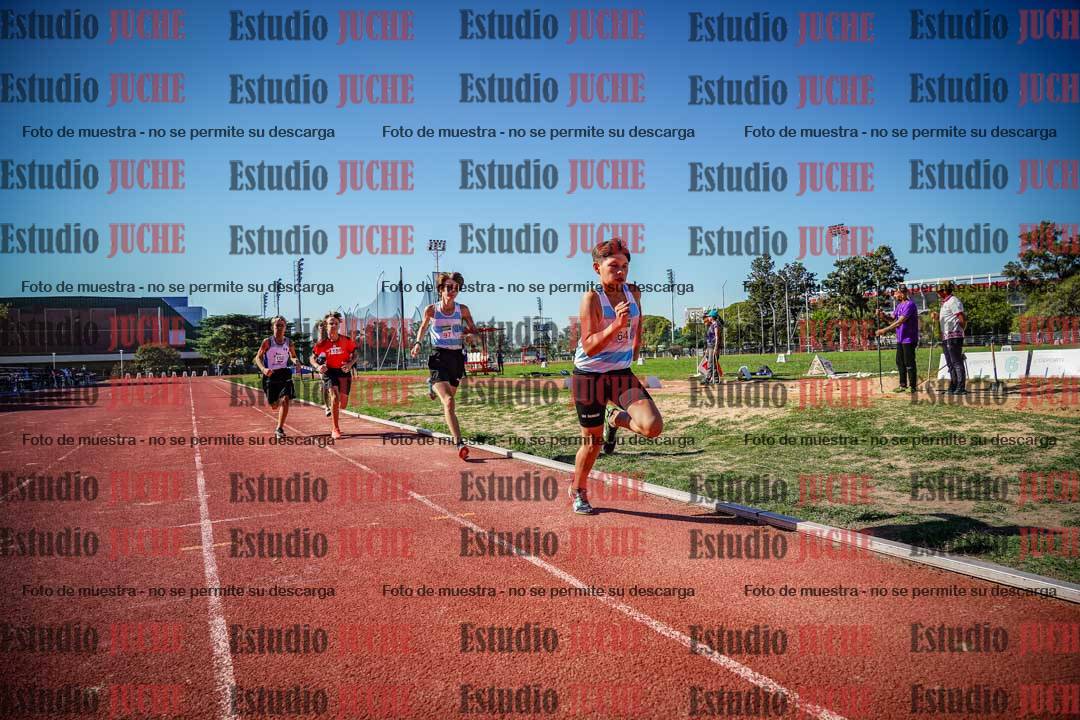 Fotos de los 600 m llanos de varones