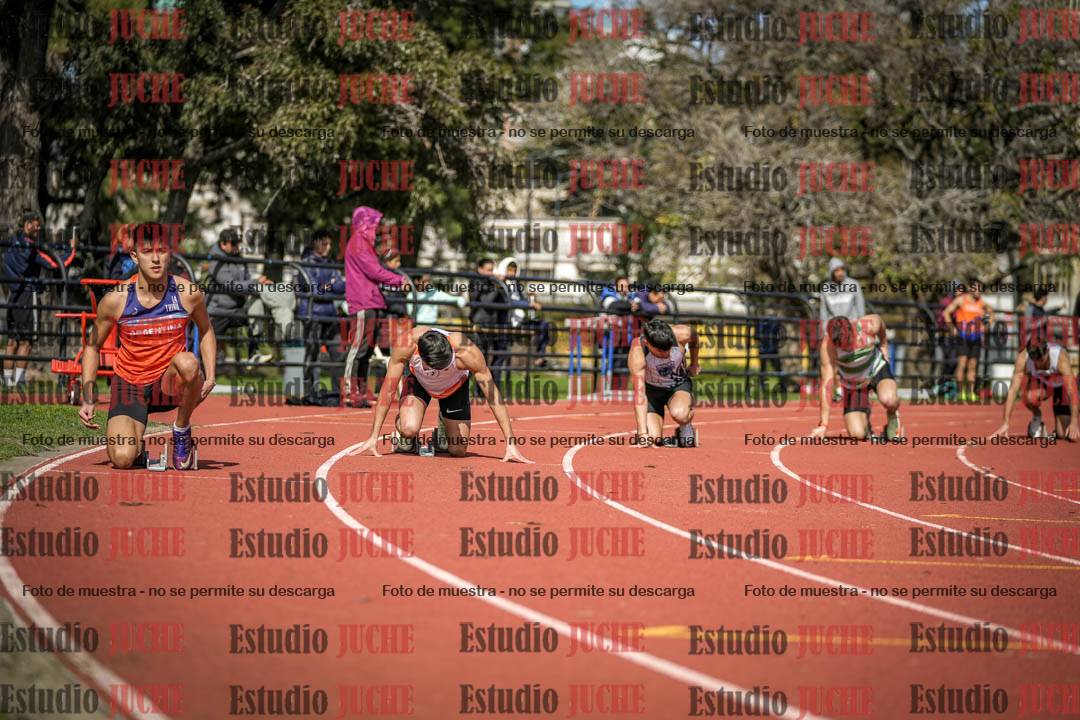 Fotos de los 200 m llanos de varones