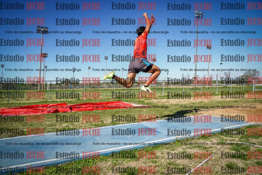 Fotos del salto triple de varones