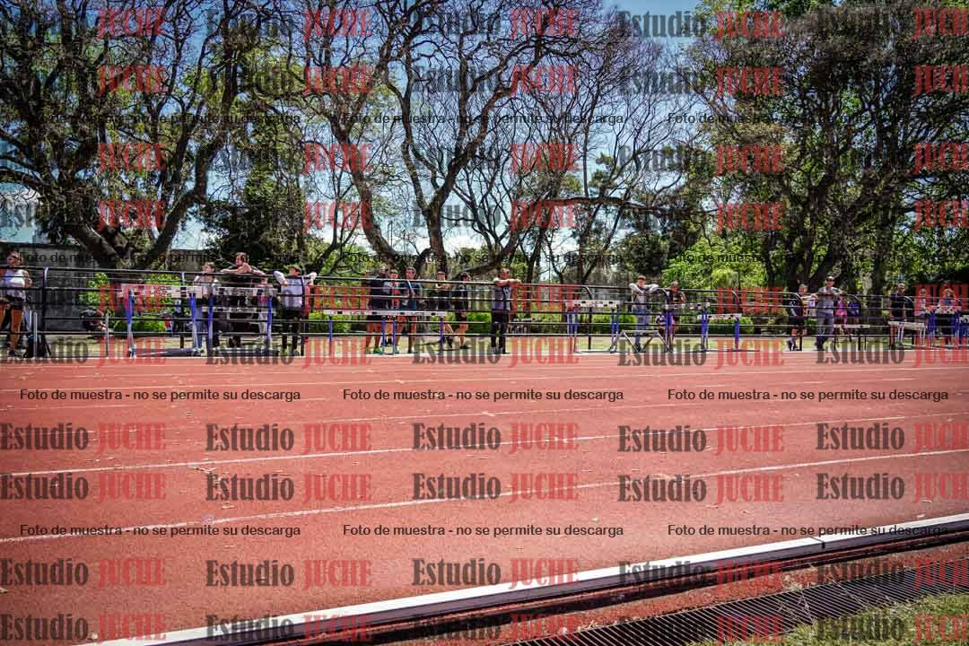 Fotos de los 100 m llanos de varones