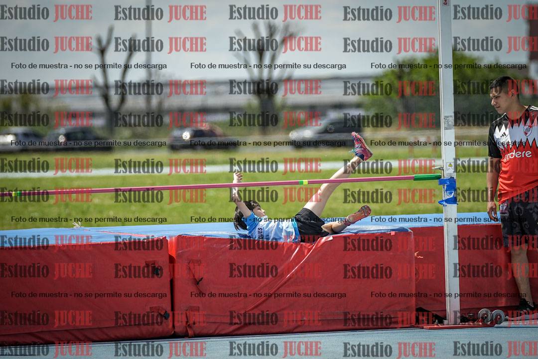 Fotos del salto en alto de varones - U12