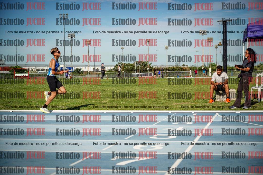 Fotos de los 1500 m llanos de varones