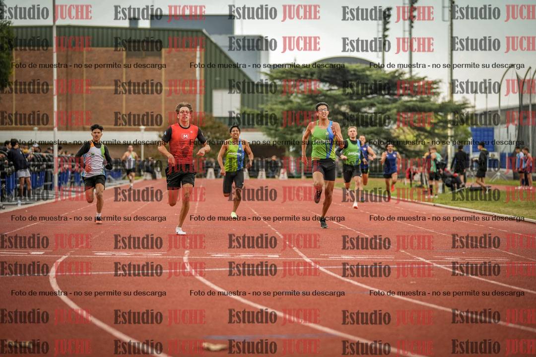 Fotos de los 400 m llanos de varones