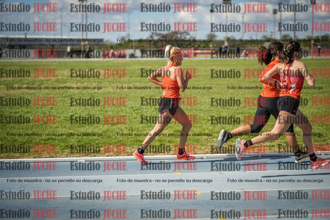 Fotos de los 5000 m llanos de mujeres