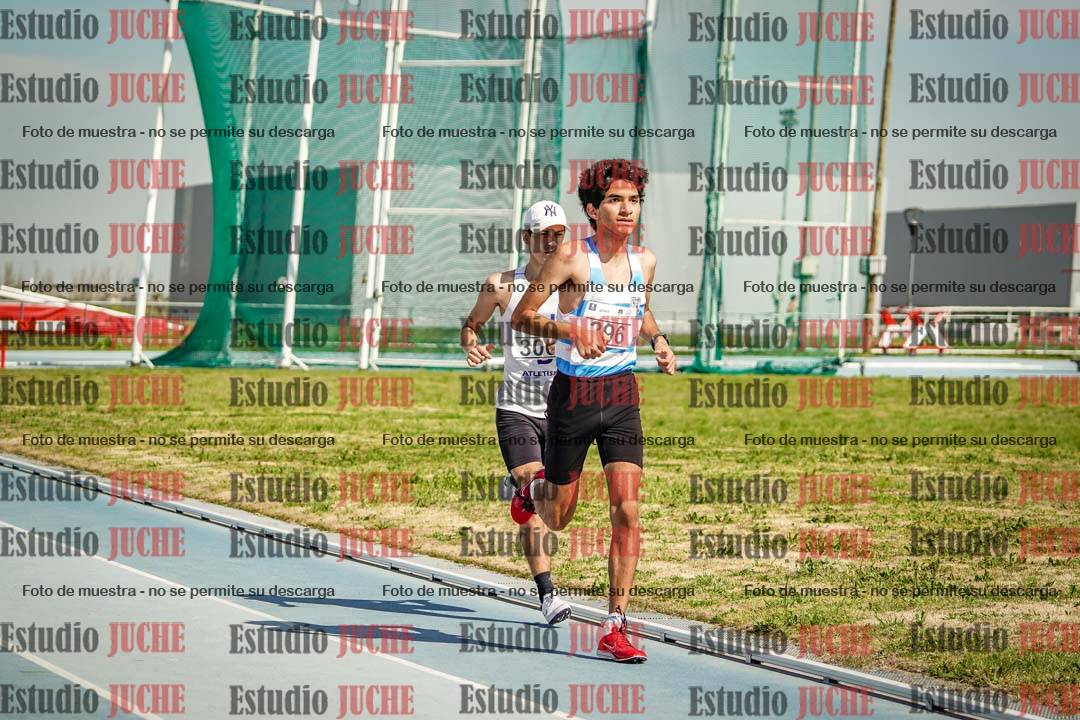 Fotos de los 3000 m llanos de varones