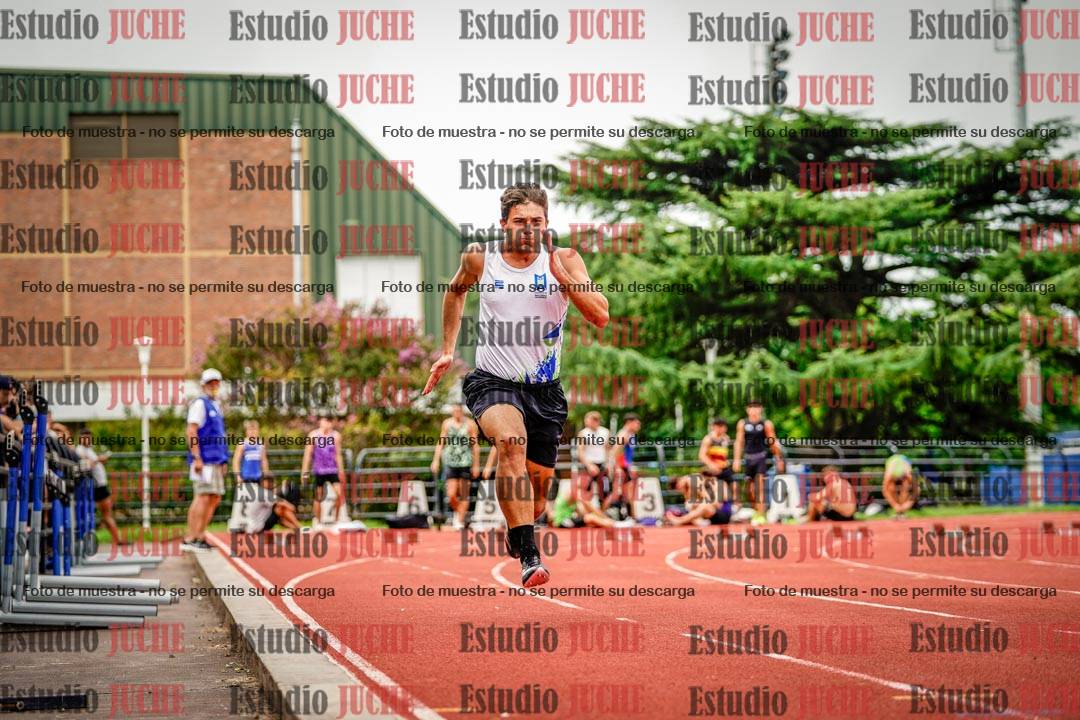 Fotos de los 100 m llanos de varones - FINAL