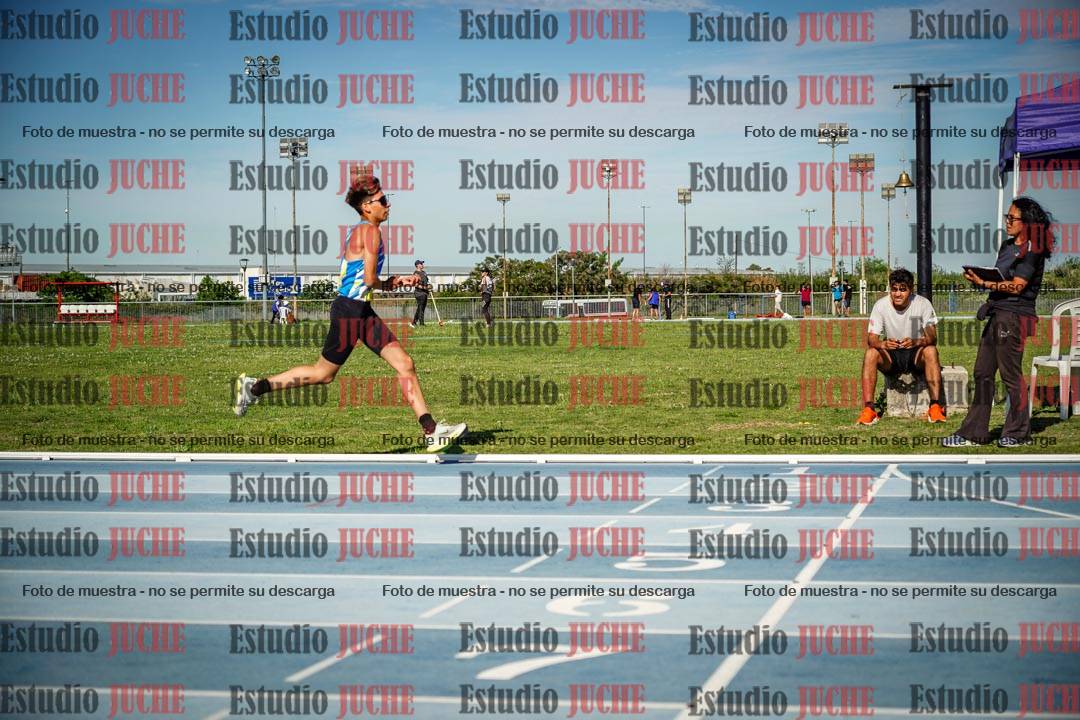 Fotos de los 1500 m llanos de varones