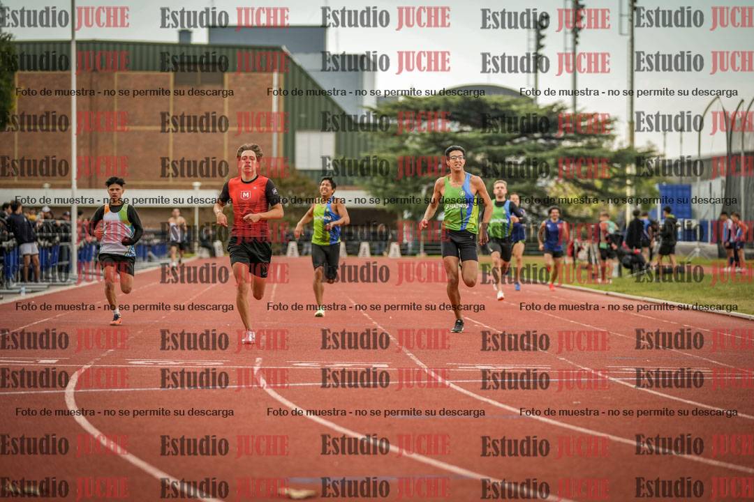 Fotos de los 400 m llanos de varones