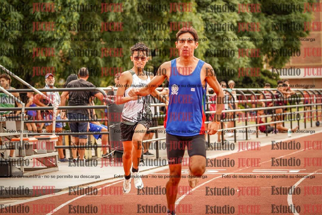 Fotos de los 200 m llanos de varones