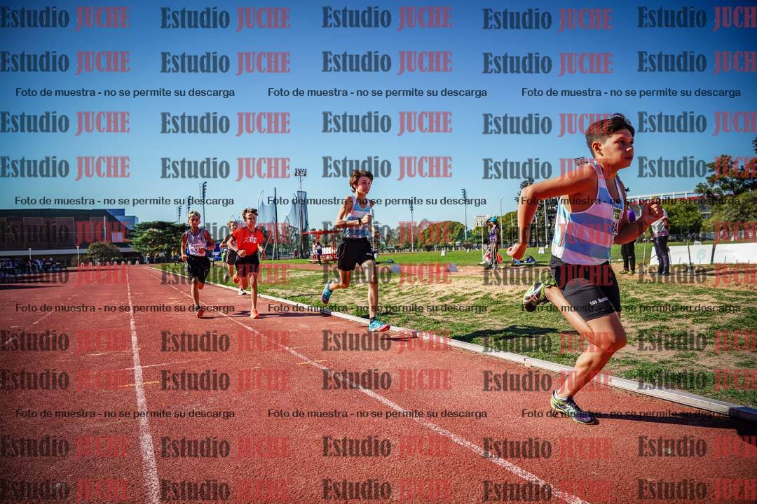 Fotos de los 600 m llanos de varones