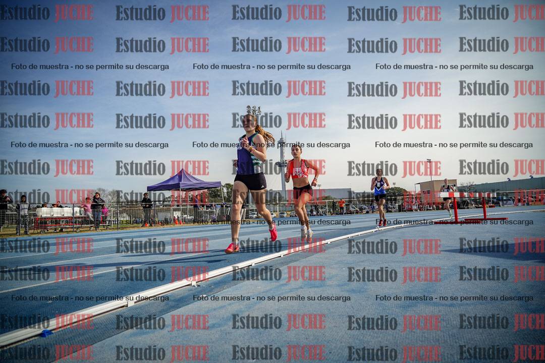 Fotos de los 800 m llanos de mujeres - combinadas 7