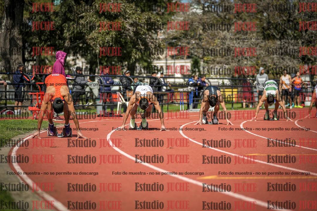 Fotos de los 200 m llanos de varones