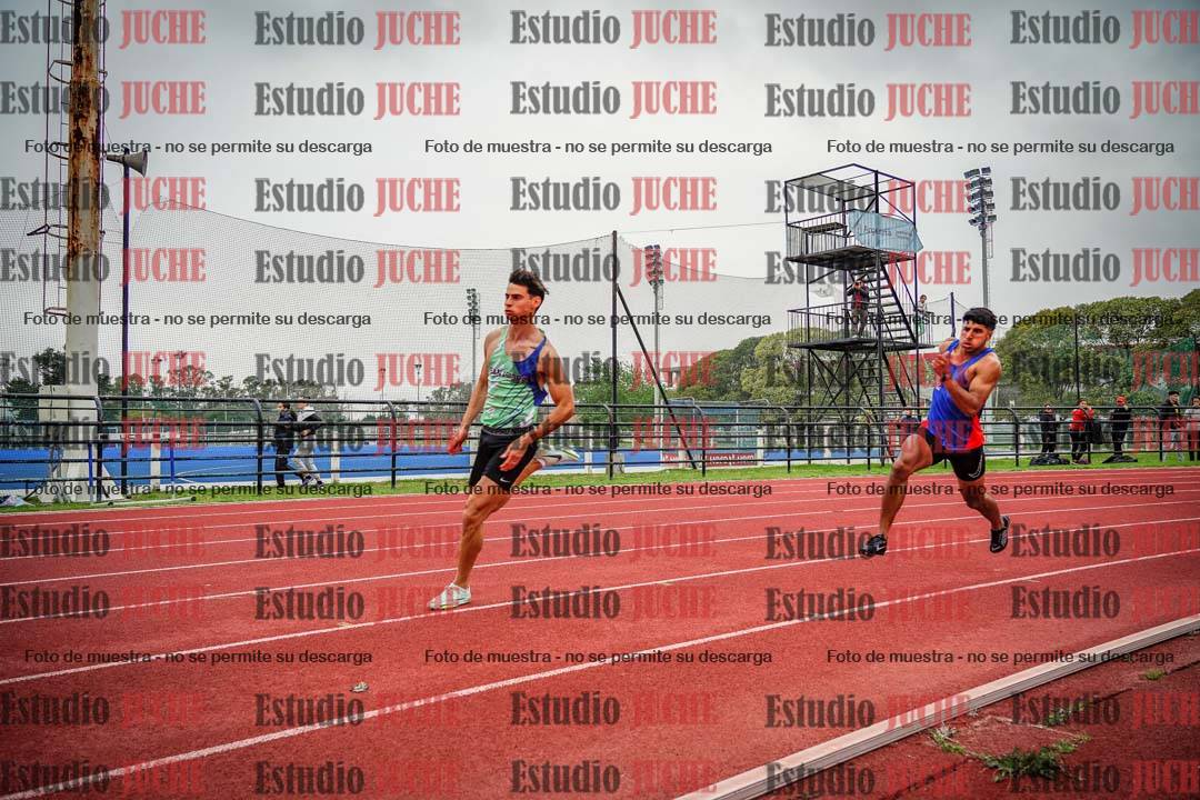 Fotos de los 200 m llanos de varones