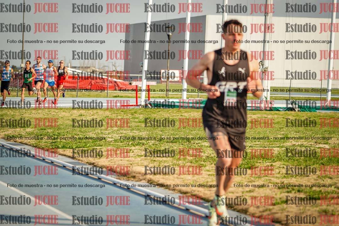 Fotos de los 3000 m llanos de varones