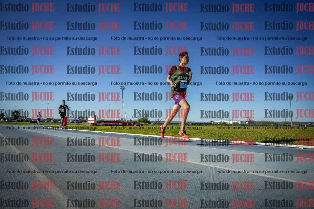 Fotos de los 2000 m llanos de varones