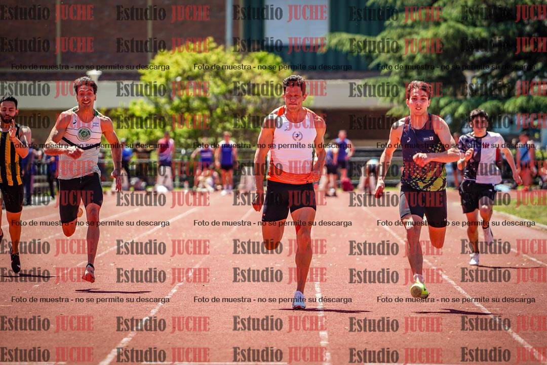 Fotos de los 100 m llanos de varones