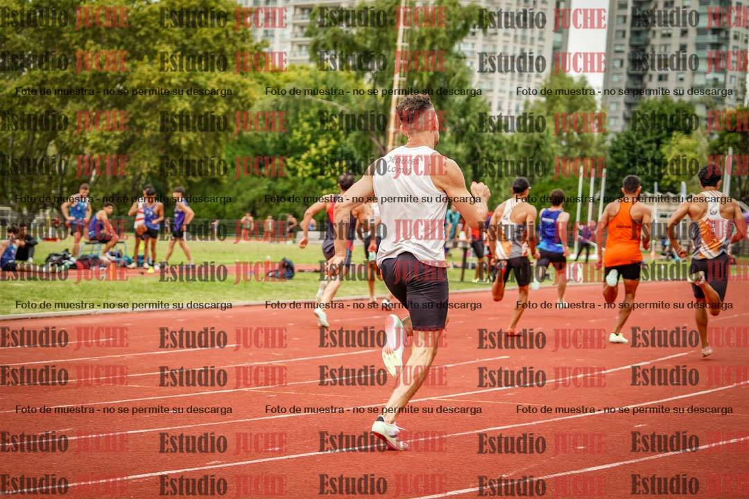 Fotos de los 400 m llanos de varones