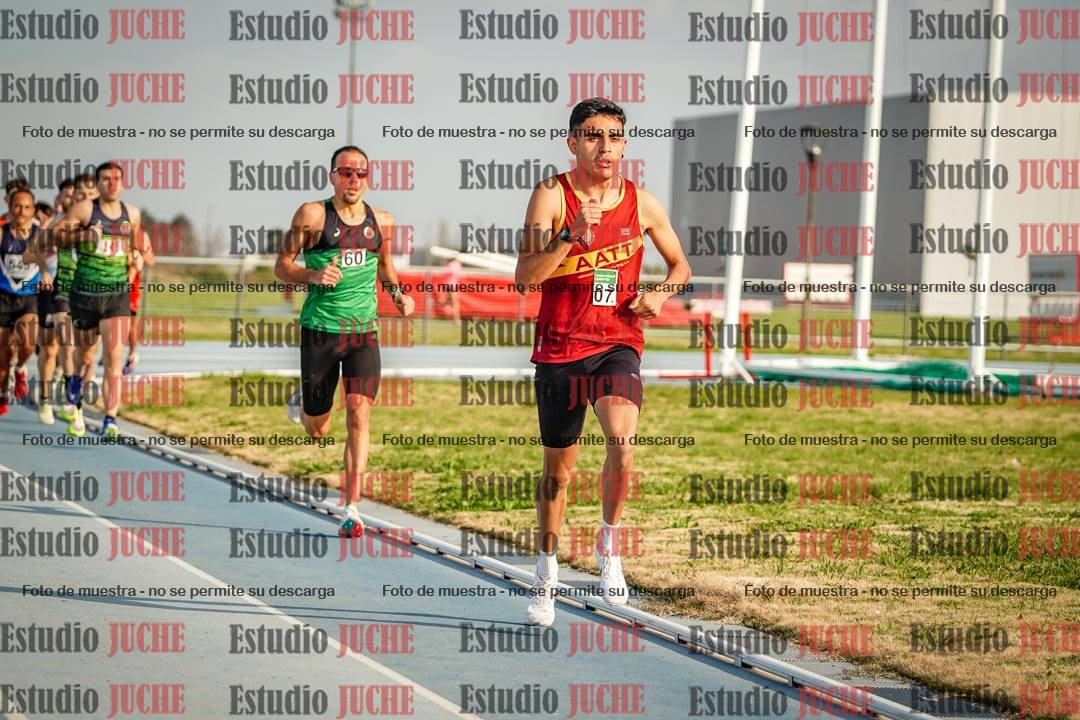 Fotos de los 3000 m llanos de varones