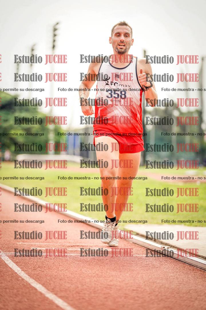 Fotos de los 3000 m llanos de varones