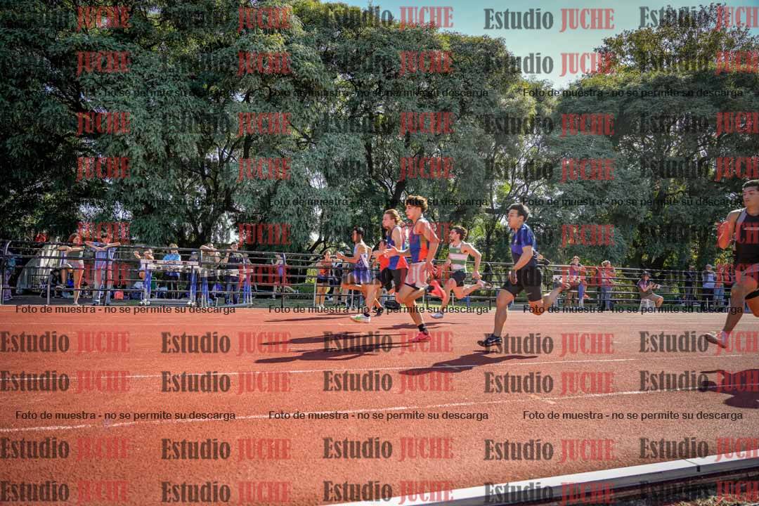 Fotos de los 100 m llanos de varones
