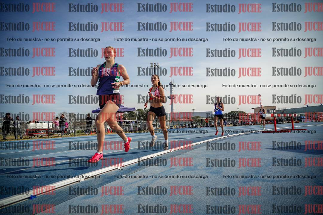 Fotos de los 800 m llanos de mujeres - combinadas 7