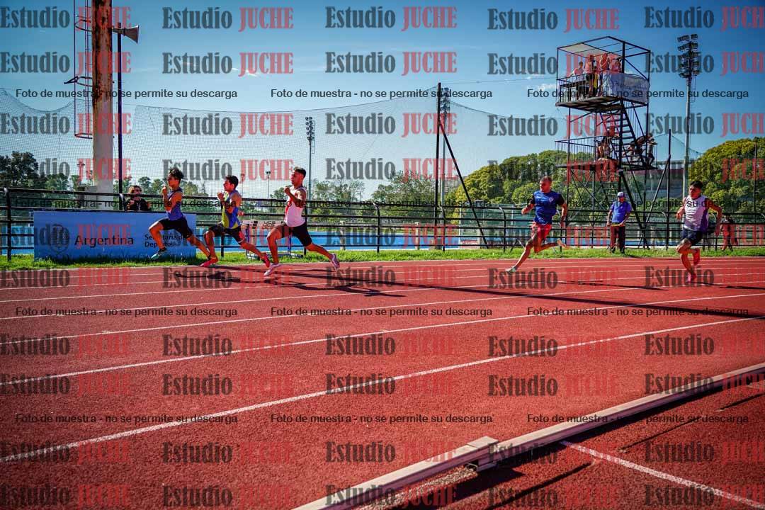 Fotos de los 200 m llanos de varones
